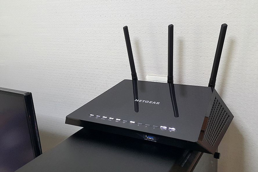 넷기어 Nighthawk R6700 AC175 에누리 쇼핑지식 리뷰