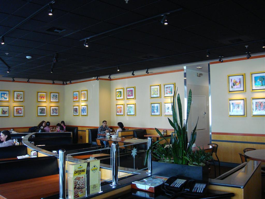  Bellevue California Pizza Kitchen