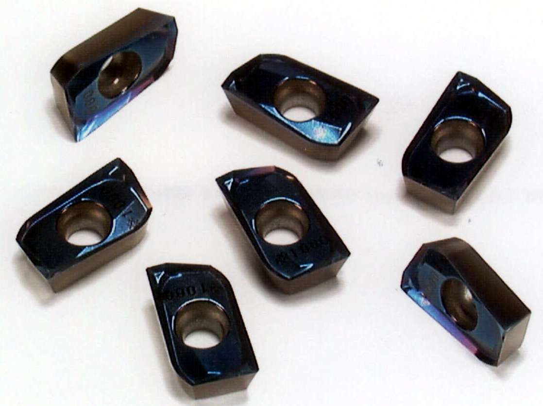 Sumitomo Introduces DL1000 Grade Inserts with DLC Coating