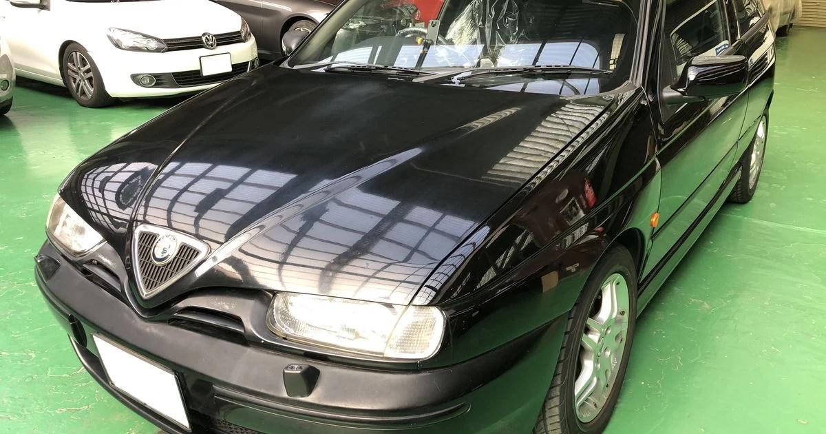 自転車がぶつかってしまい傷が付いてしまった 修理 アルファロメオ 147 千葉県船橋市 千葉にある板金を行う会社についてブログからも紹介いたします