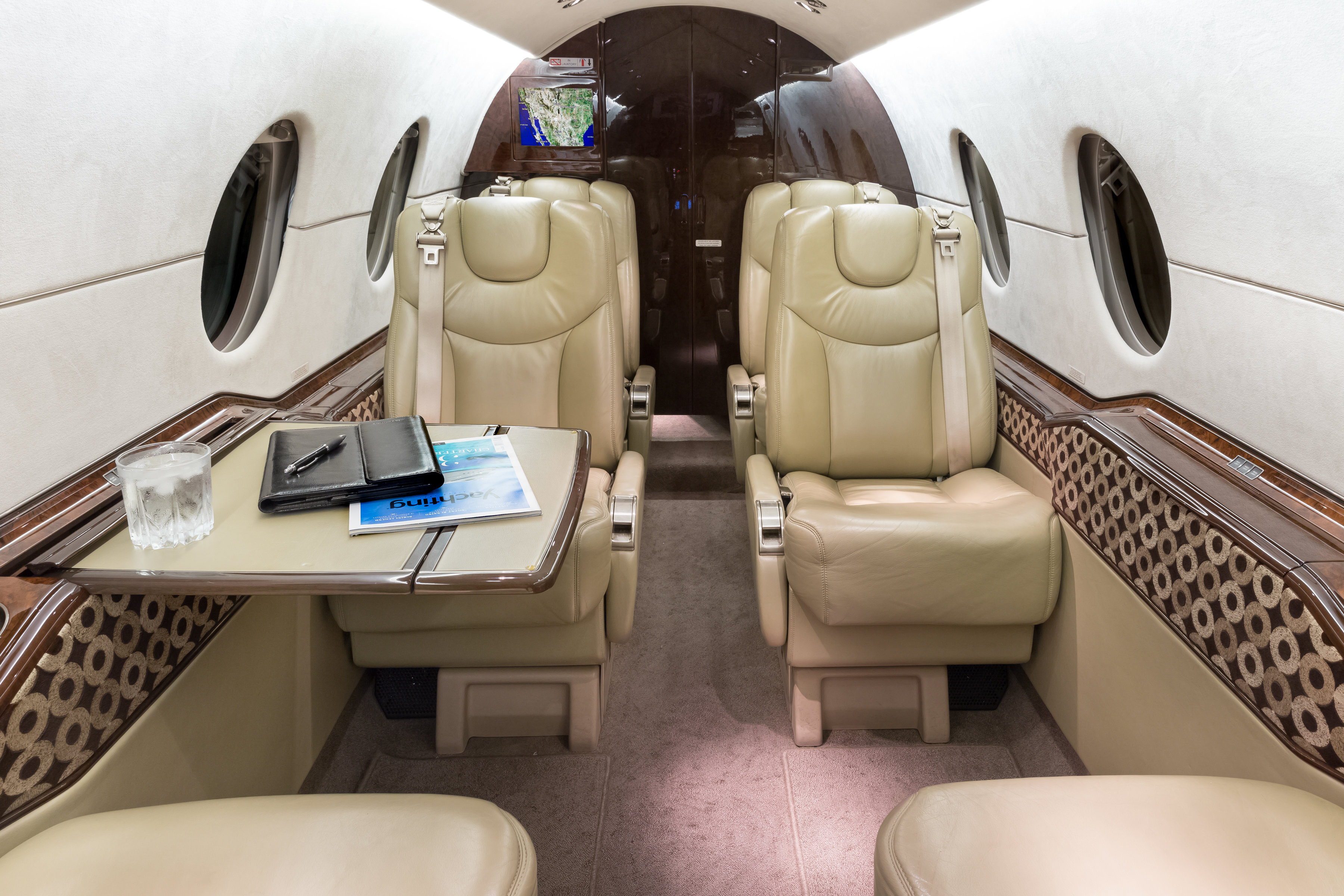2010 Hawker 400XP CFS Jets