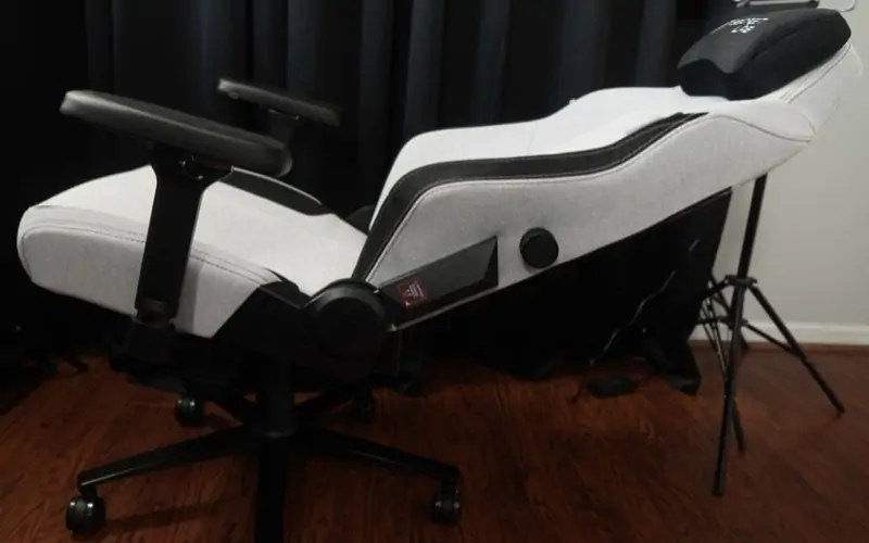 9 Best Gaming Chairs for Neck Pain (2024) Chair Insights