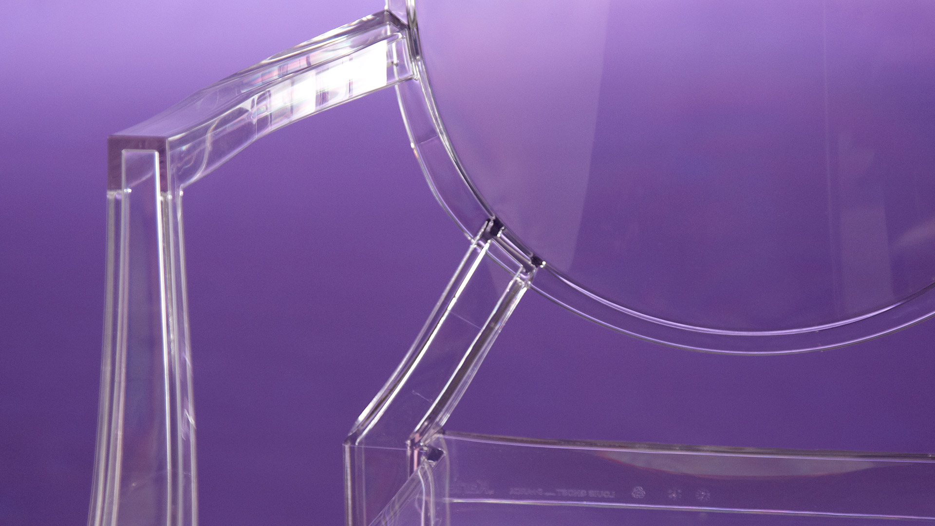 Louis Ghost Chair SIDE Gallery