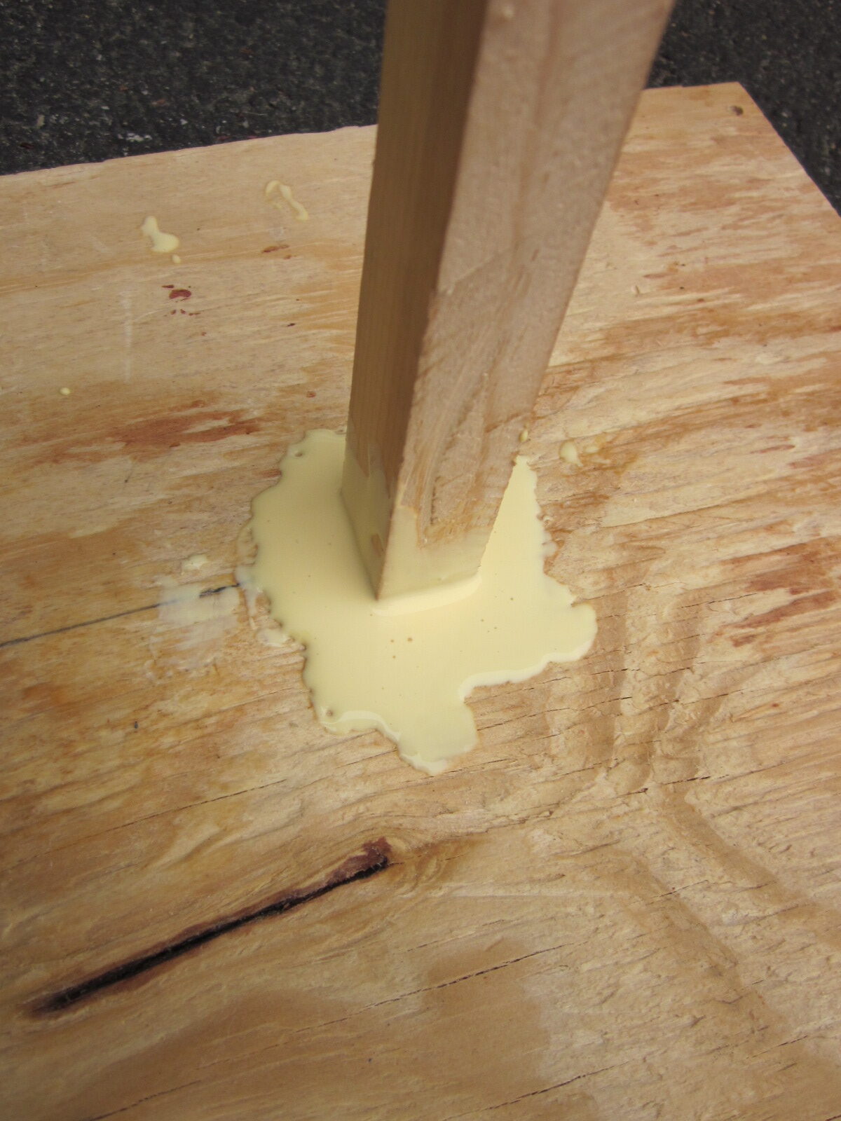 Can Wood Glue Fix A Broken Chair Leg? How? Chair N Table Idea