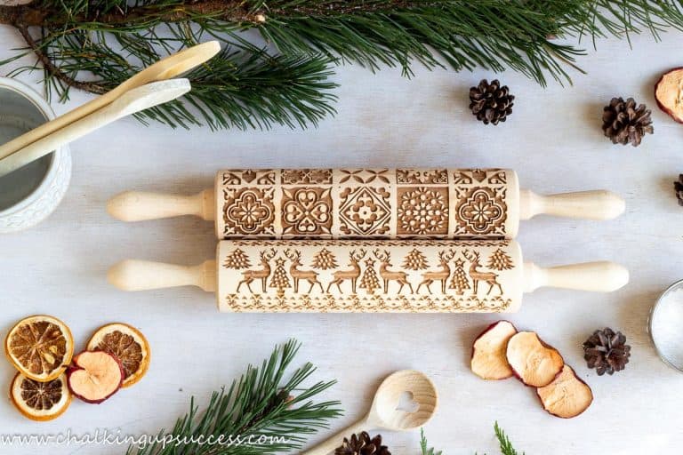 How to make Christmas cookies with an embossed rolling pin
