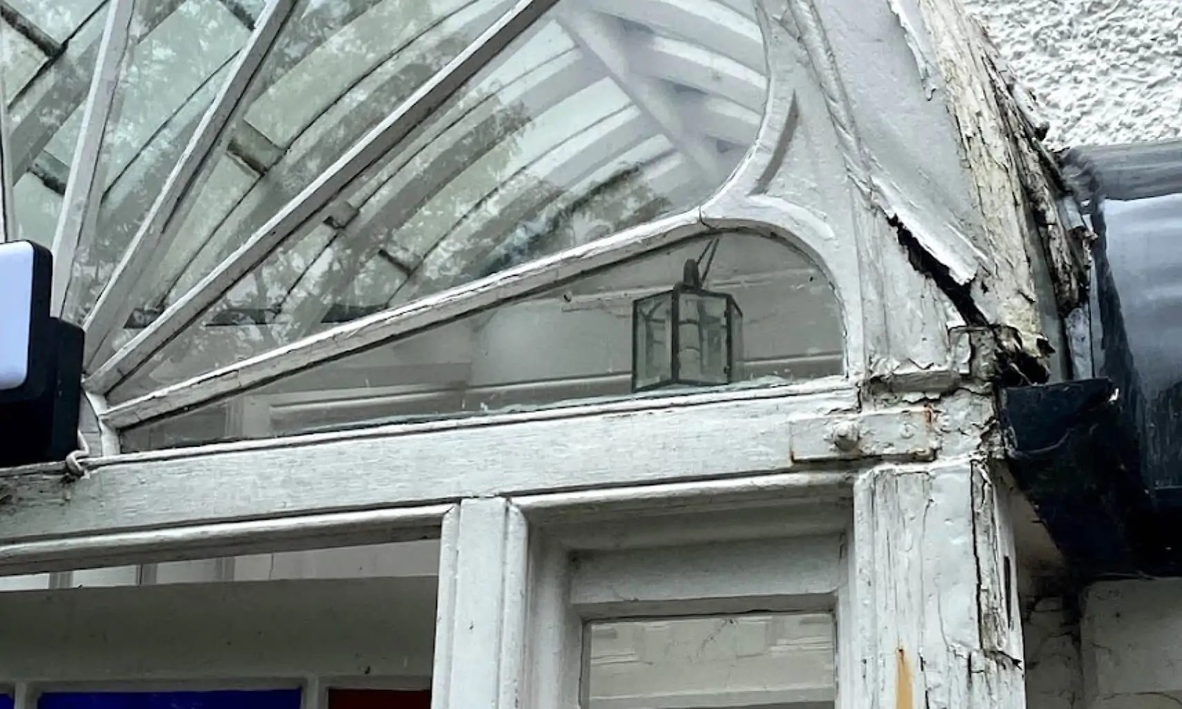 Rotten wooden window frames Why it happens & how to fix it