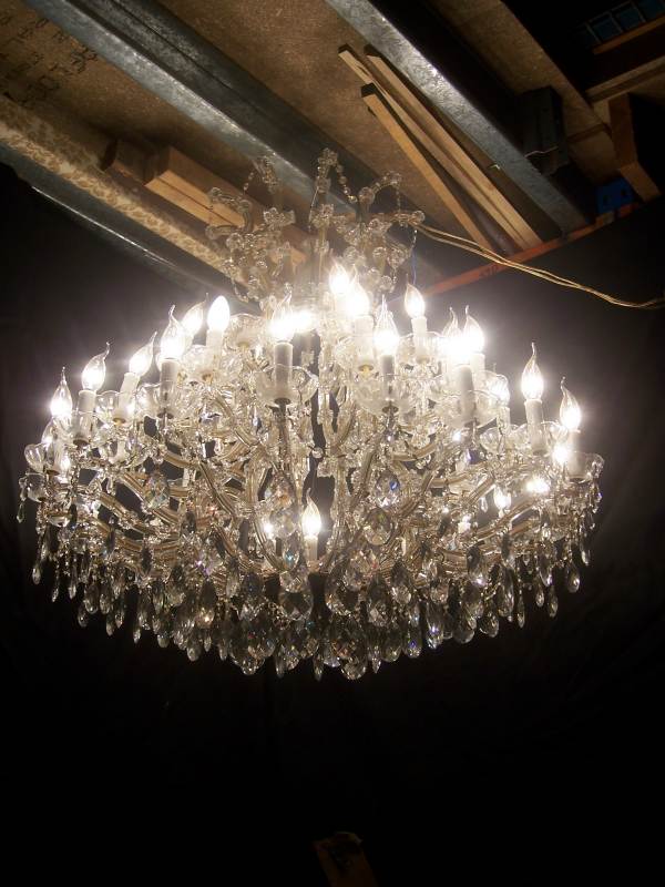 Chandeliers Australia