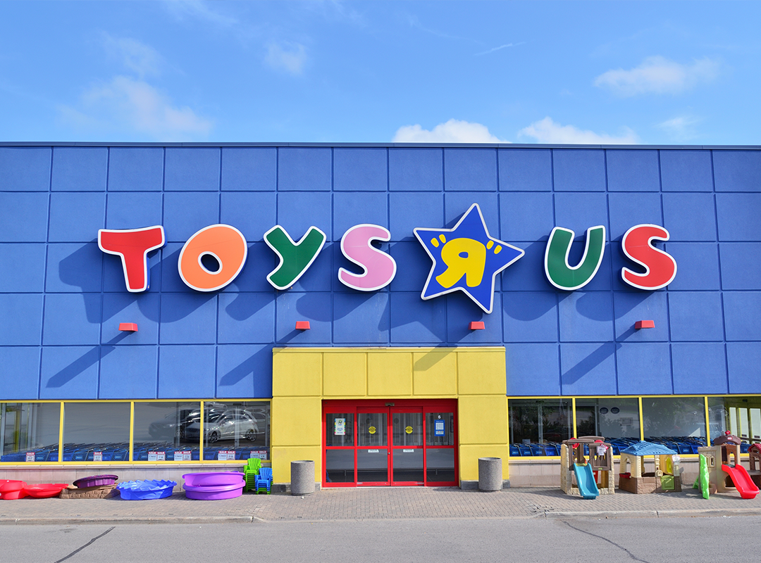Petition · Bring back Toys “R” Us outside of Macy’s. United States