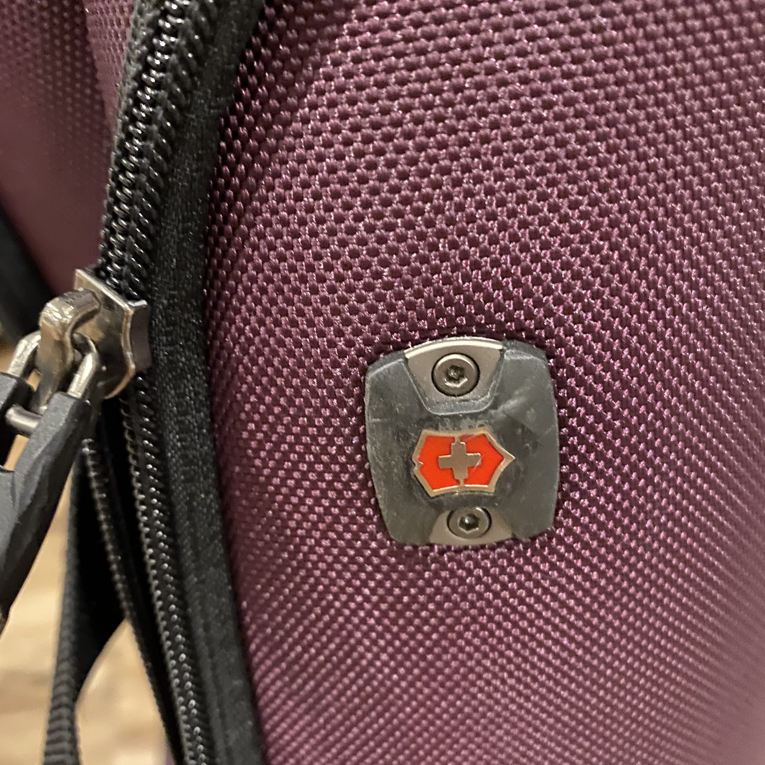 Victorinox Swiss Army Rolling Duffel Changover Sales