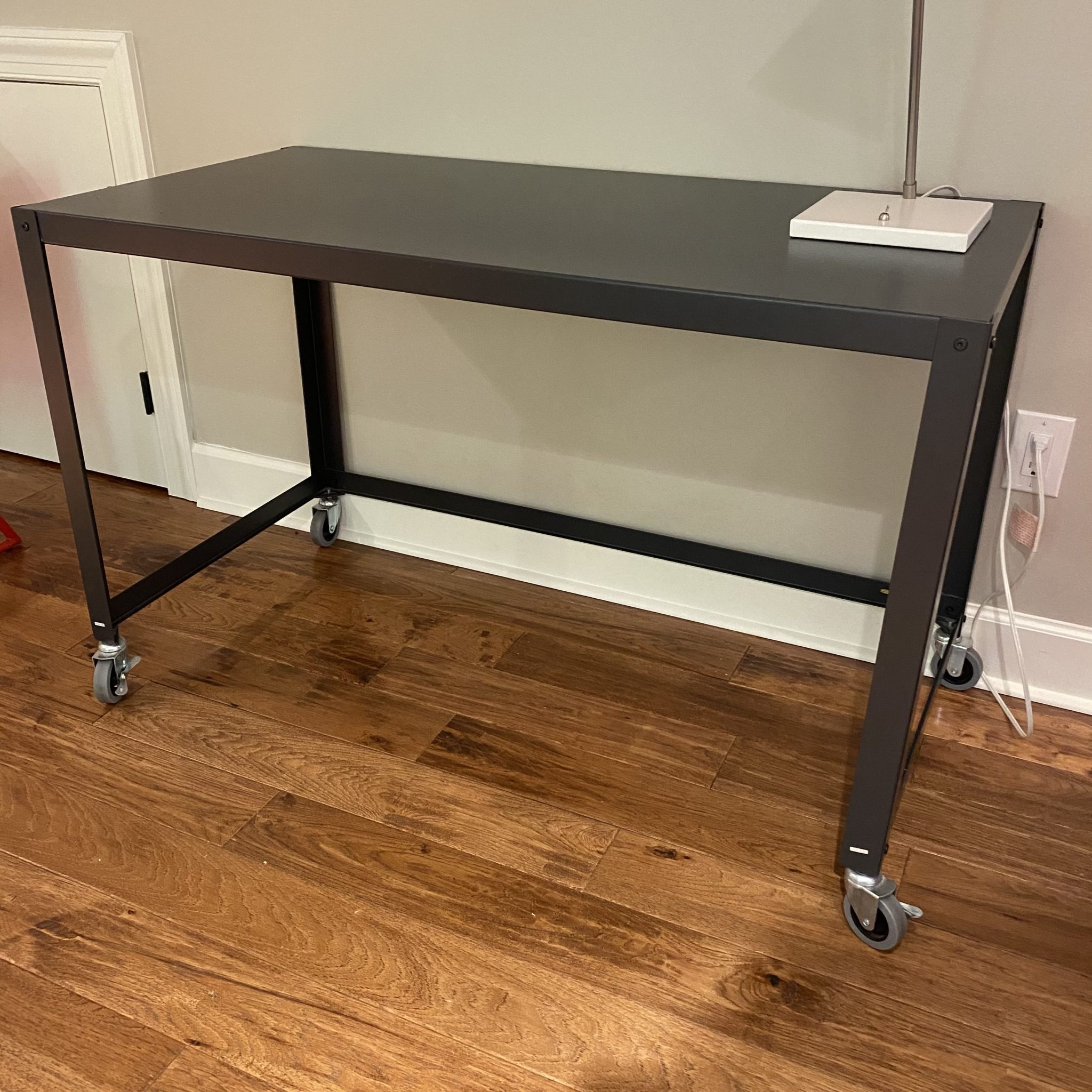 Small Metal Desk On Wheels Black Metal Desk on Wheels Changover Sales