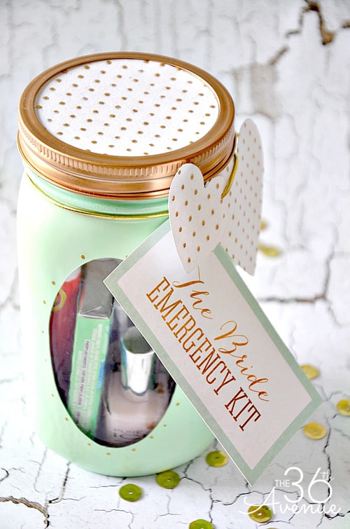 20 Mason Jar Gift Ideas Your Friends & Family Will Love