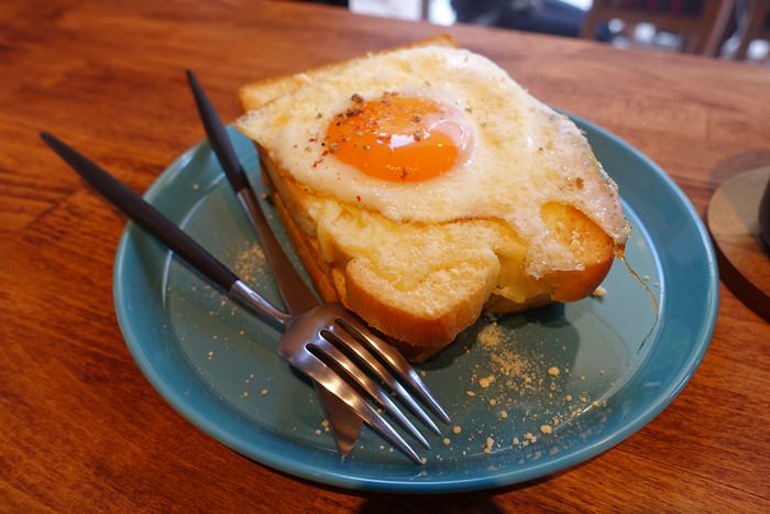 【食記】溫床NEST．享受一個人的午后約會 ＠東門站金華街