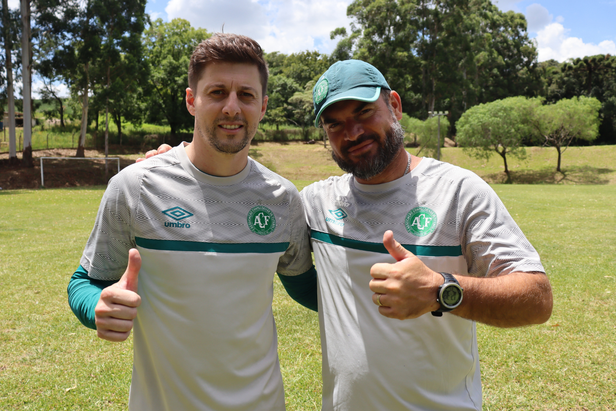 Emerson Cris e Marcelo Rodrigues integram a equipe sub20 Chapecoense