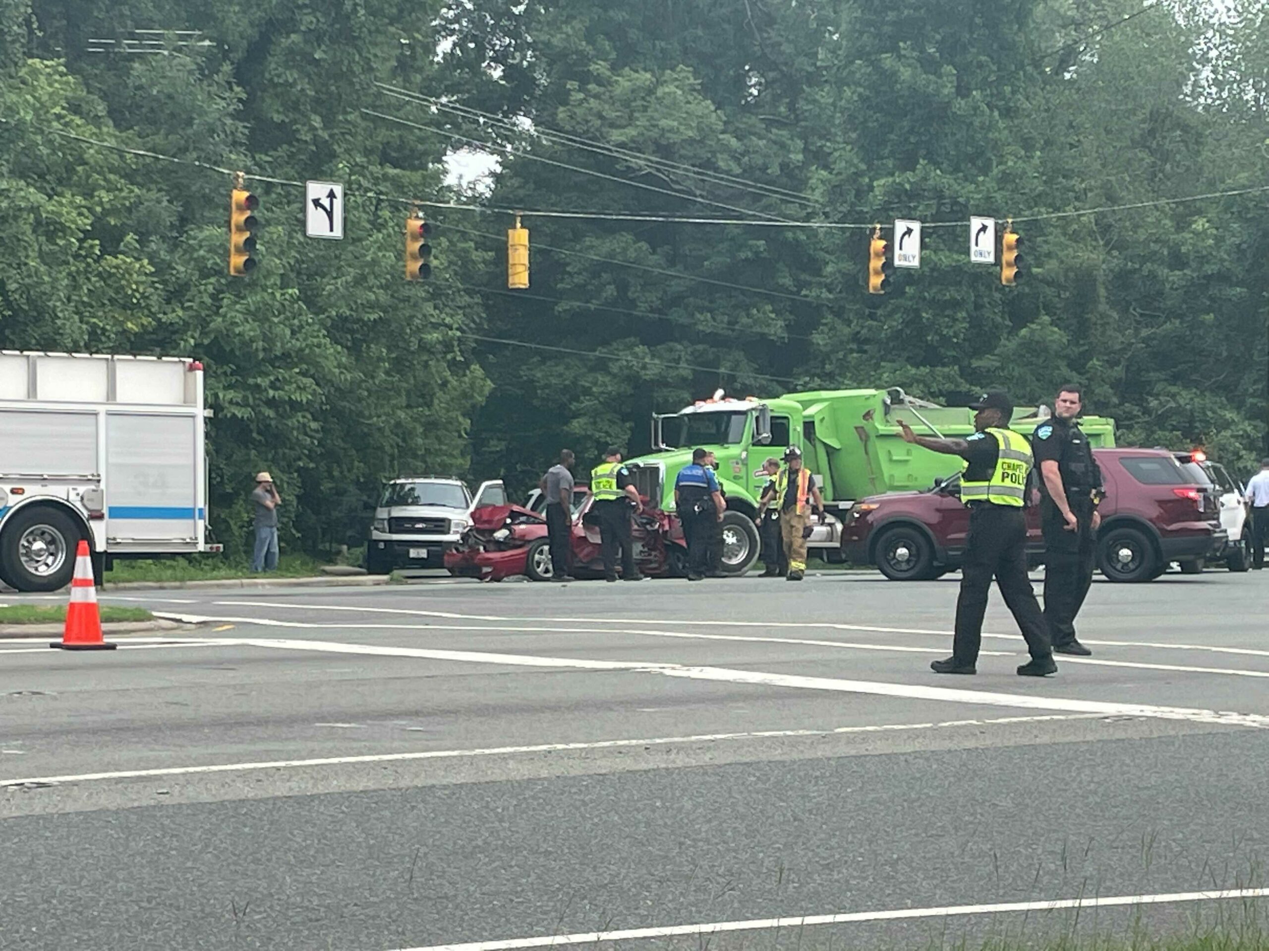 MultiCar Crash Closes Northbound Lanes of Fordham Boulevard in Chapel
