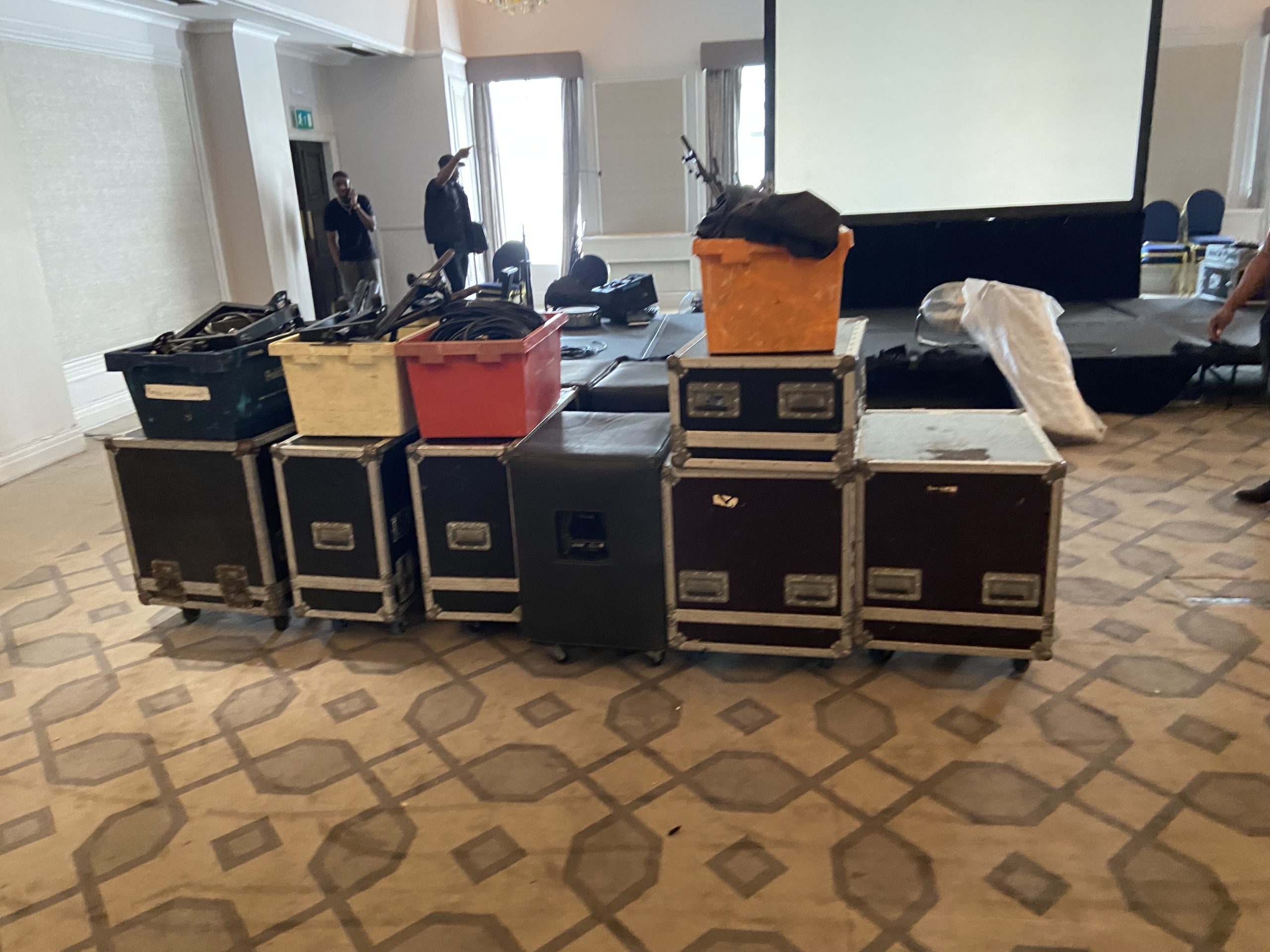 When Should You Dry Hire? Sound Equipment and PA Hire Surrey