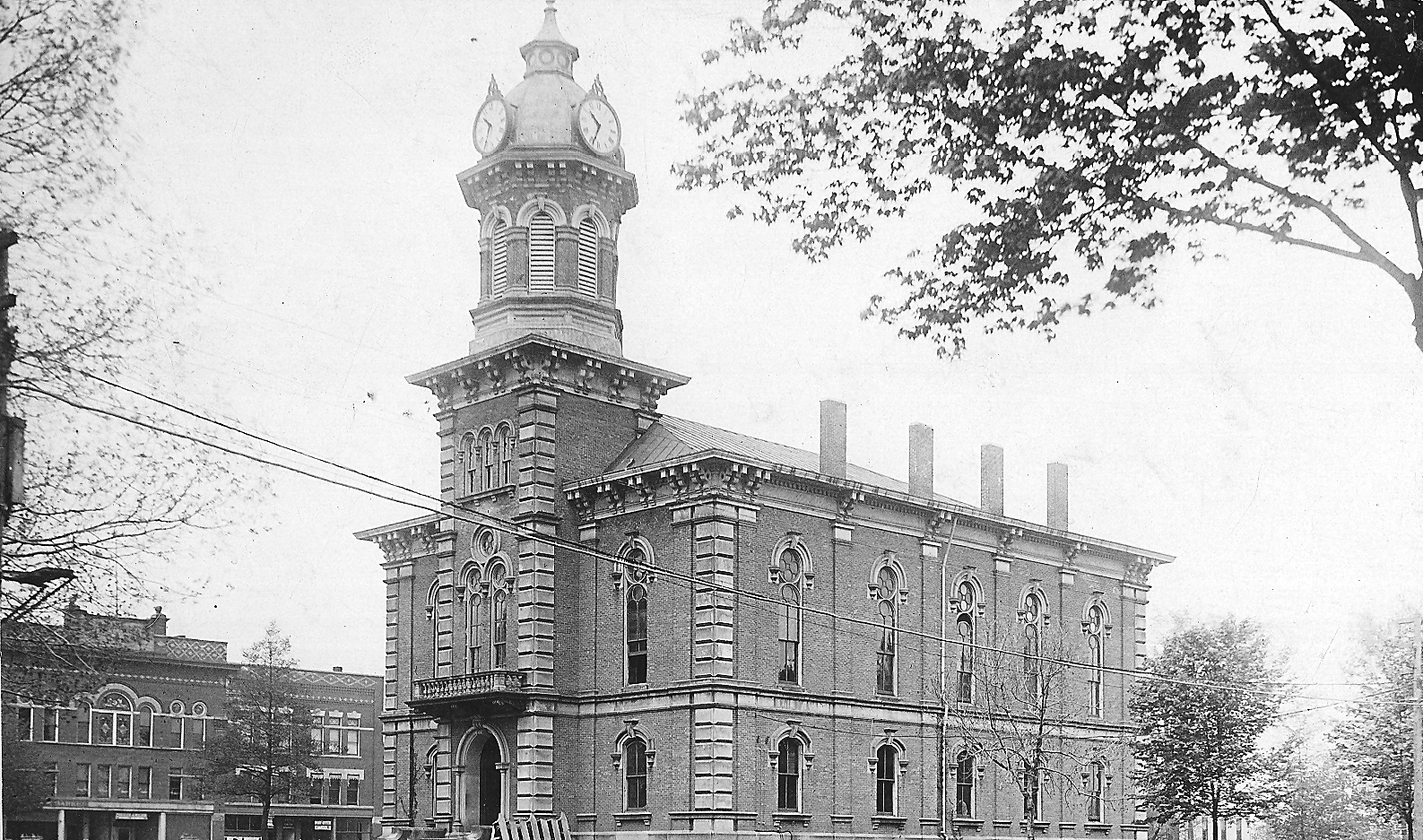 CS081 Chardon Square Association