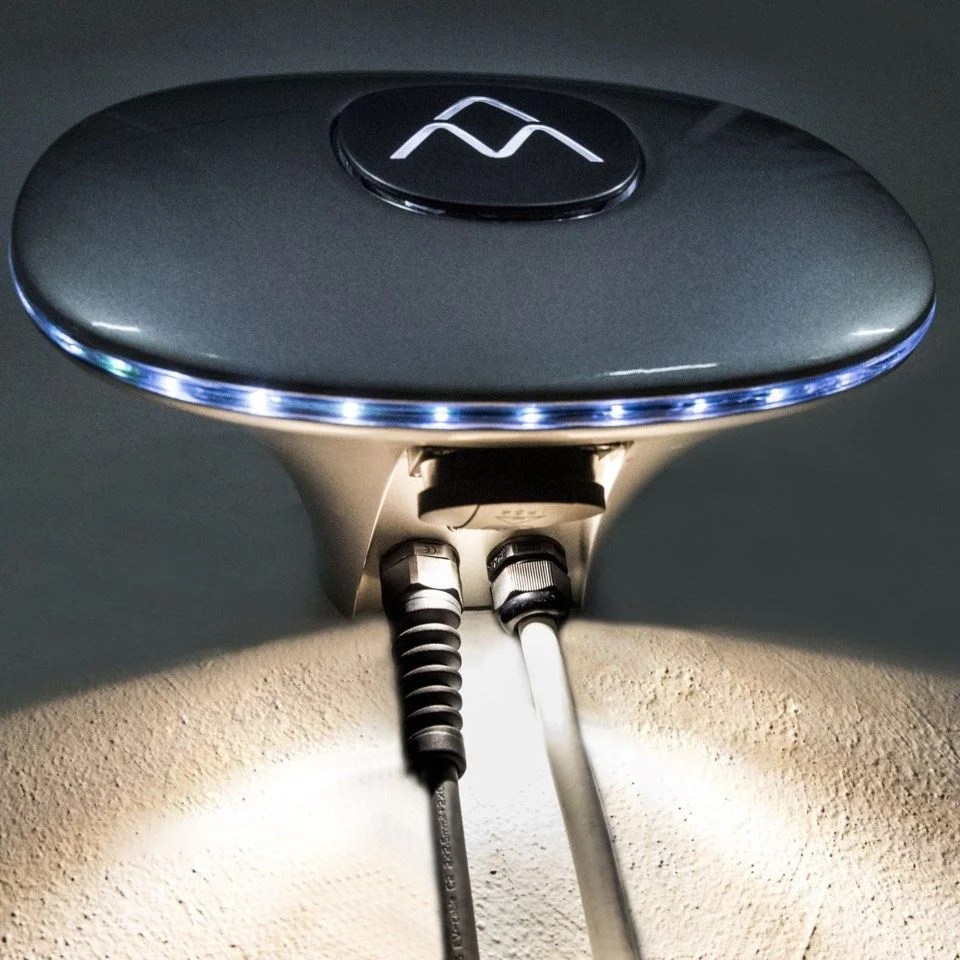 Charge Amps Halo 11 kW, with 7.5m Type 2 cable & additional Schucko socket