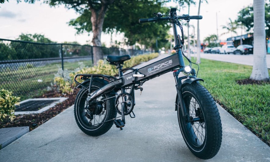 Get Around Quickly and Easily with Electric Bike Rentals