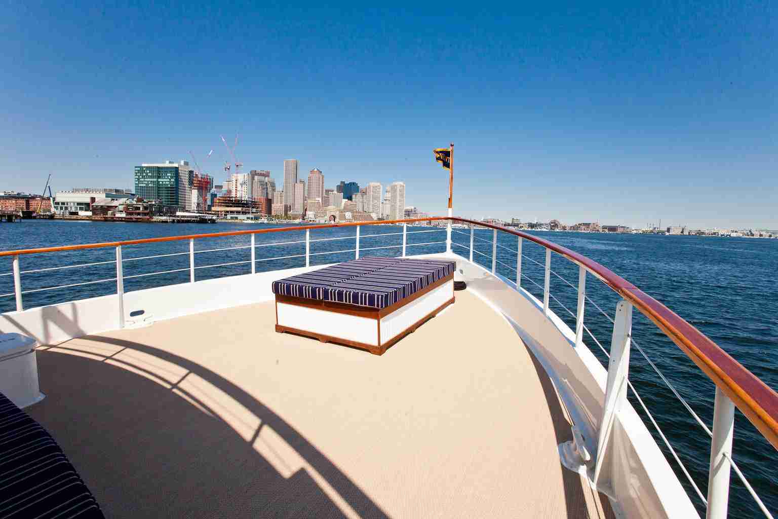 Luxurious Valiant Yacht Vessel in Boston Charles Riverboat