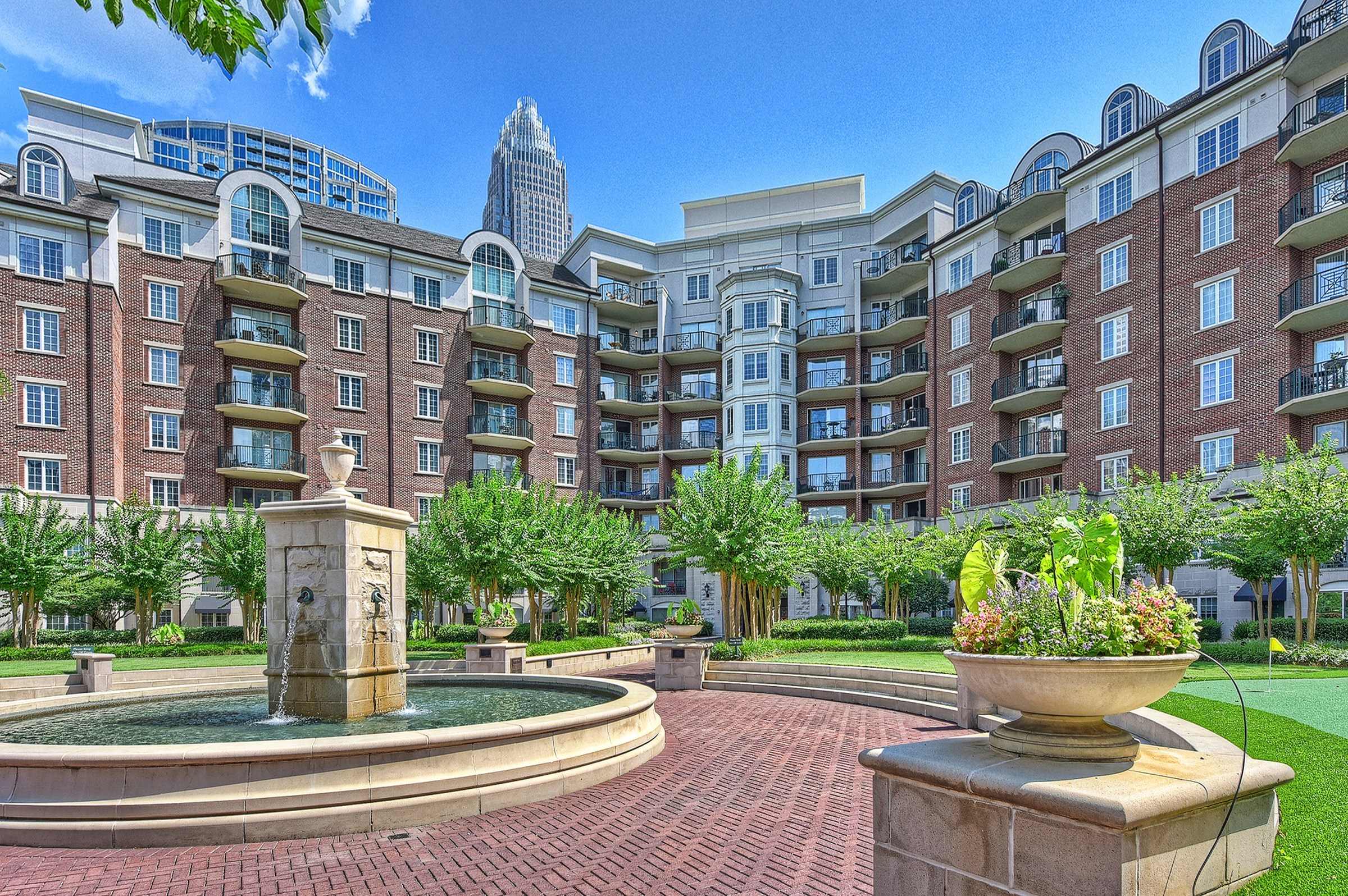 Fifth & Poplar Luxury Condos Charlotte Luxury Condos