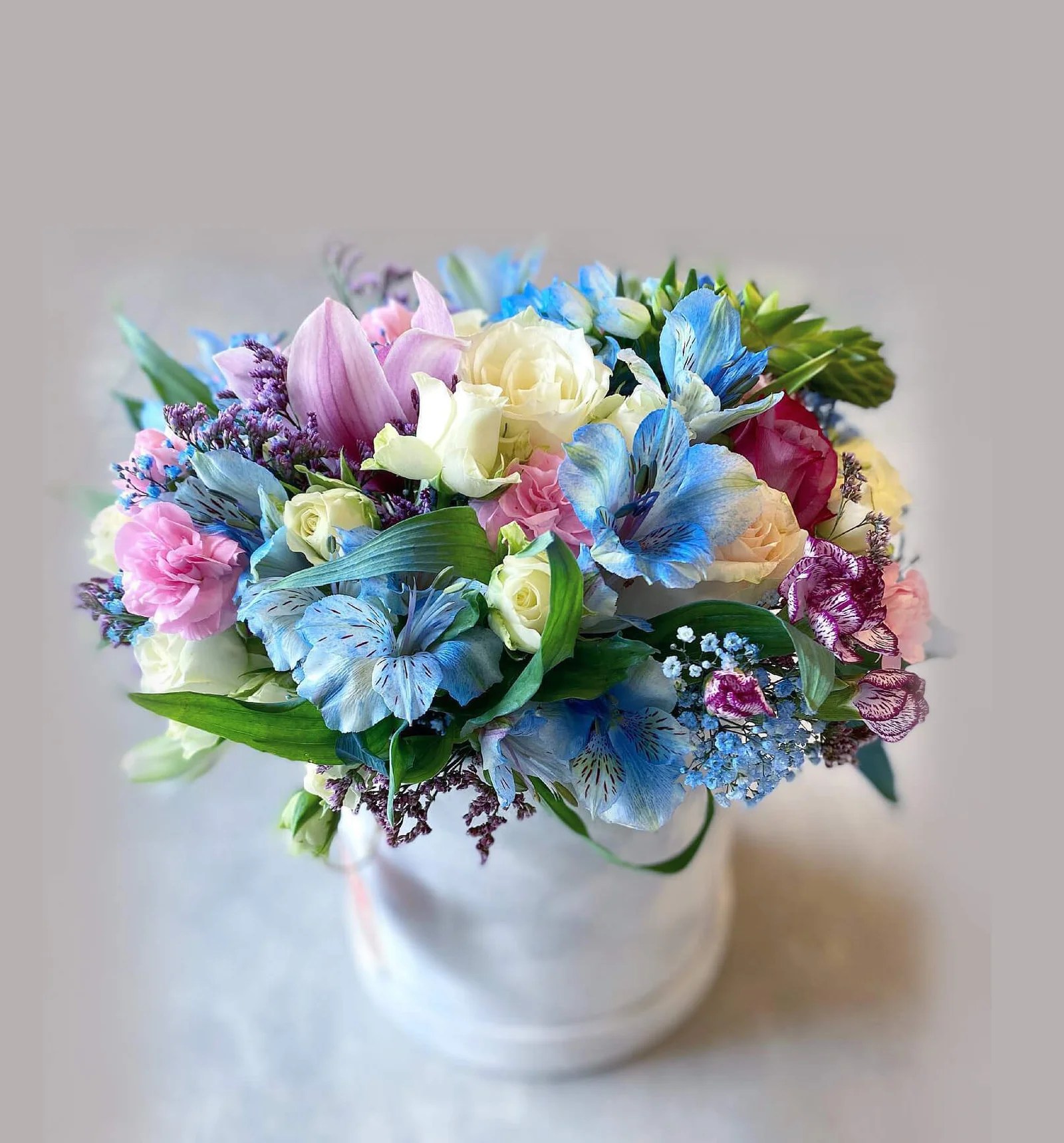 Breathtaking Charlotte Flowers & Sweets