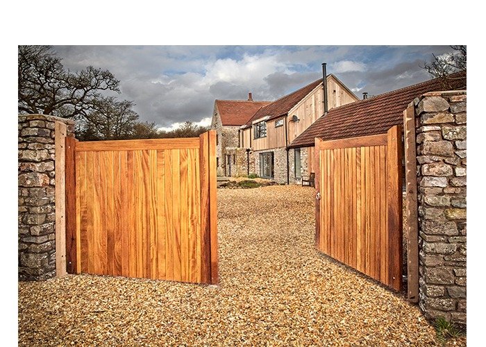 Manor Charltons Gates and Fencing