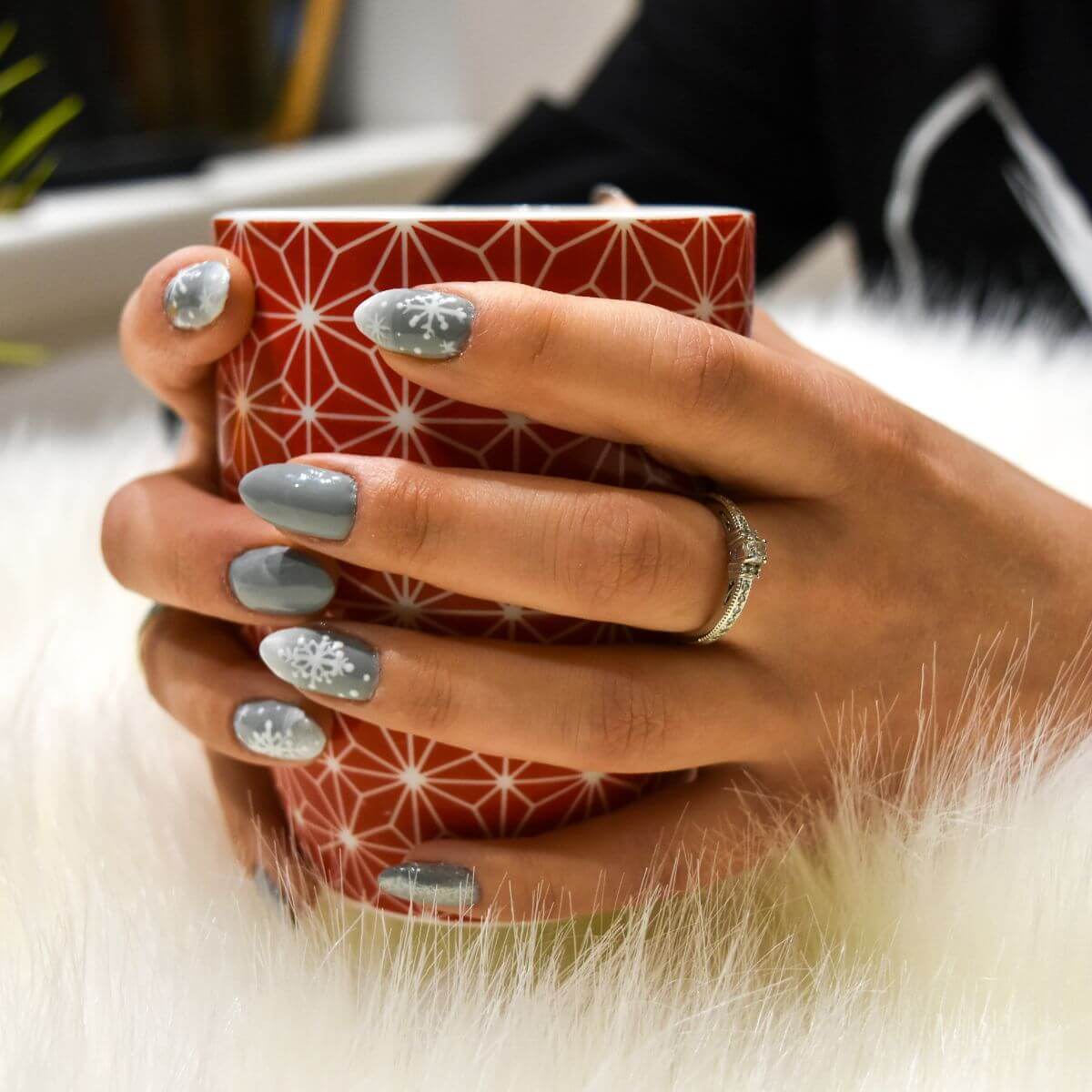 Winter Nail Polish Colors 2022