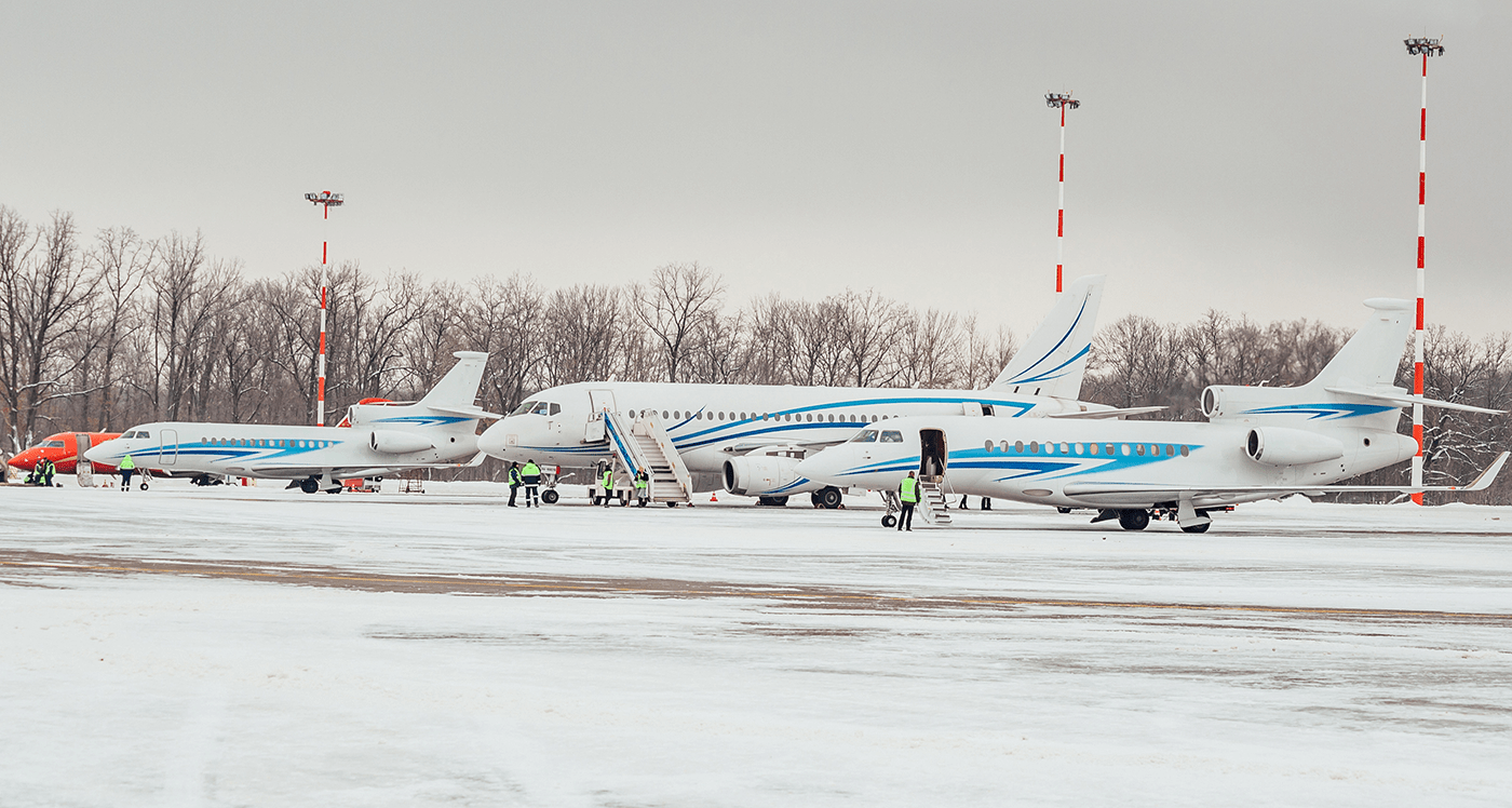 Charter Planes vs. Commercial What's the Difference