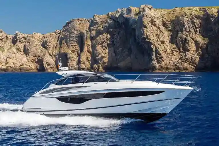 Top SaintTropez boat rentals and yacht charters (2024)