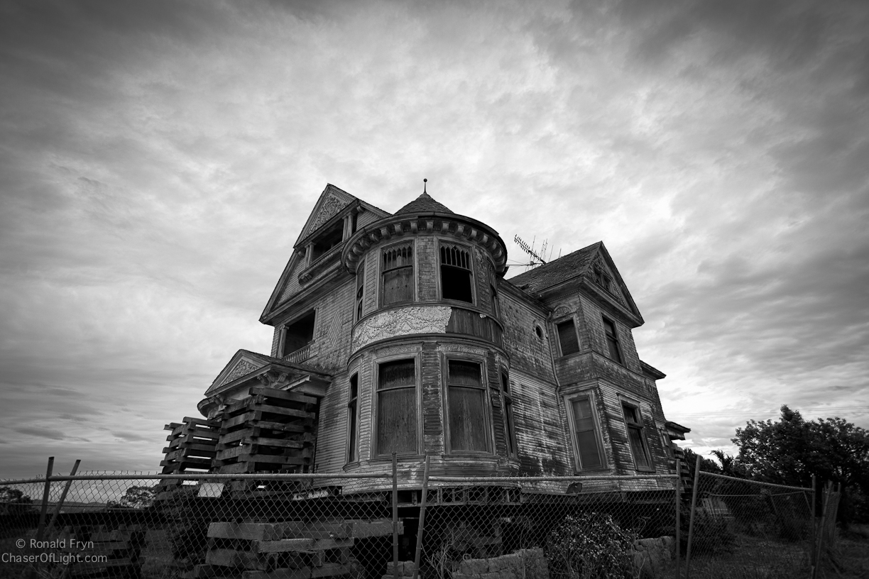 Chaser of Light » Abandoned Redman House