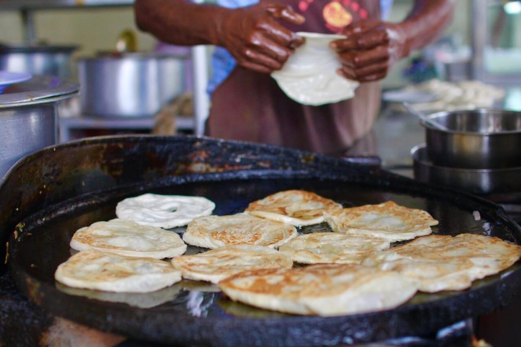 Top 5 Local Dishes to Eat in Singapore Singapore Street Food Guide