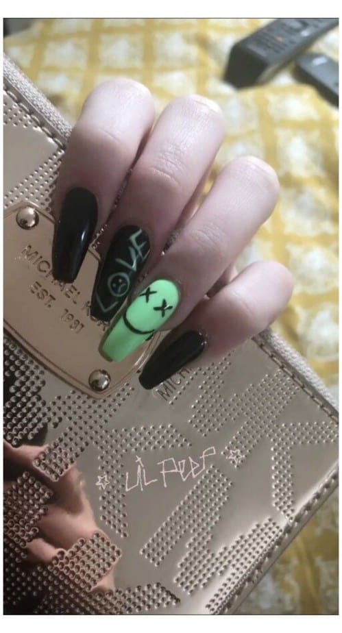 45+ Edgy Goth & Grunge Black Nails For A Dramatic Look | 924_x_499_jpg