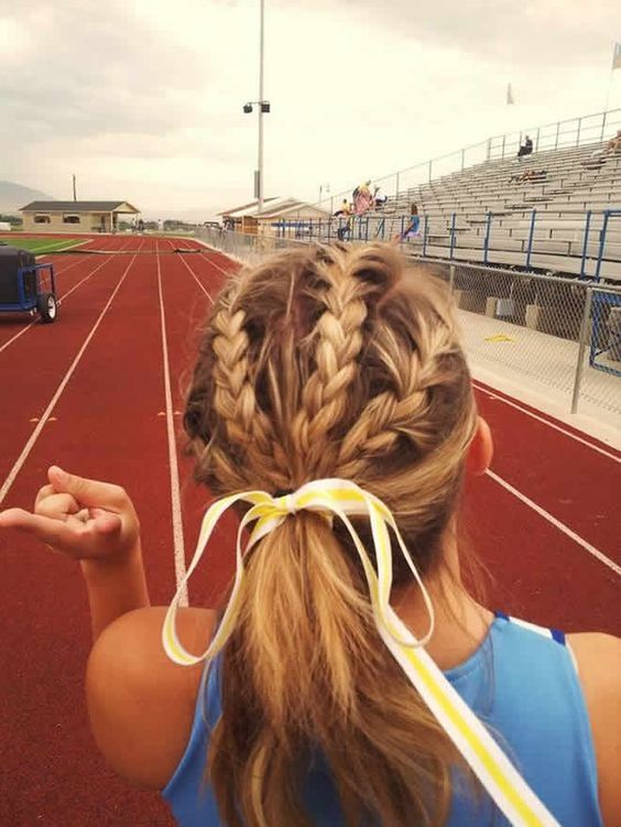 40+ Athletic Volleyball Hairstyles That Are Still Cute
