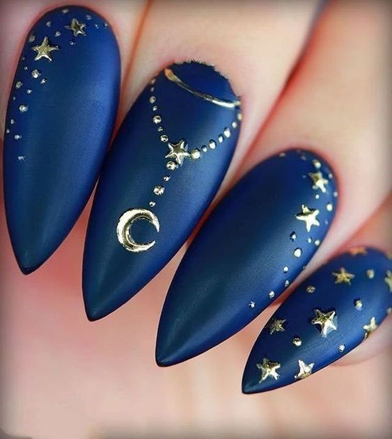 45+ Stunning Navy Blue Nails To Try Right Now Navy Blue Nail Designs