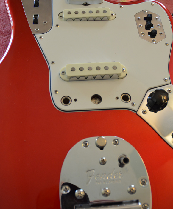 Fender jazzmaster и jaguar отличия
