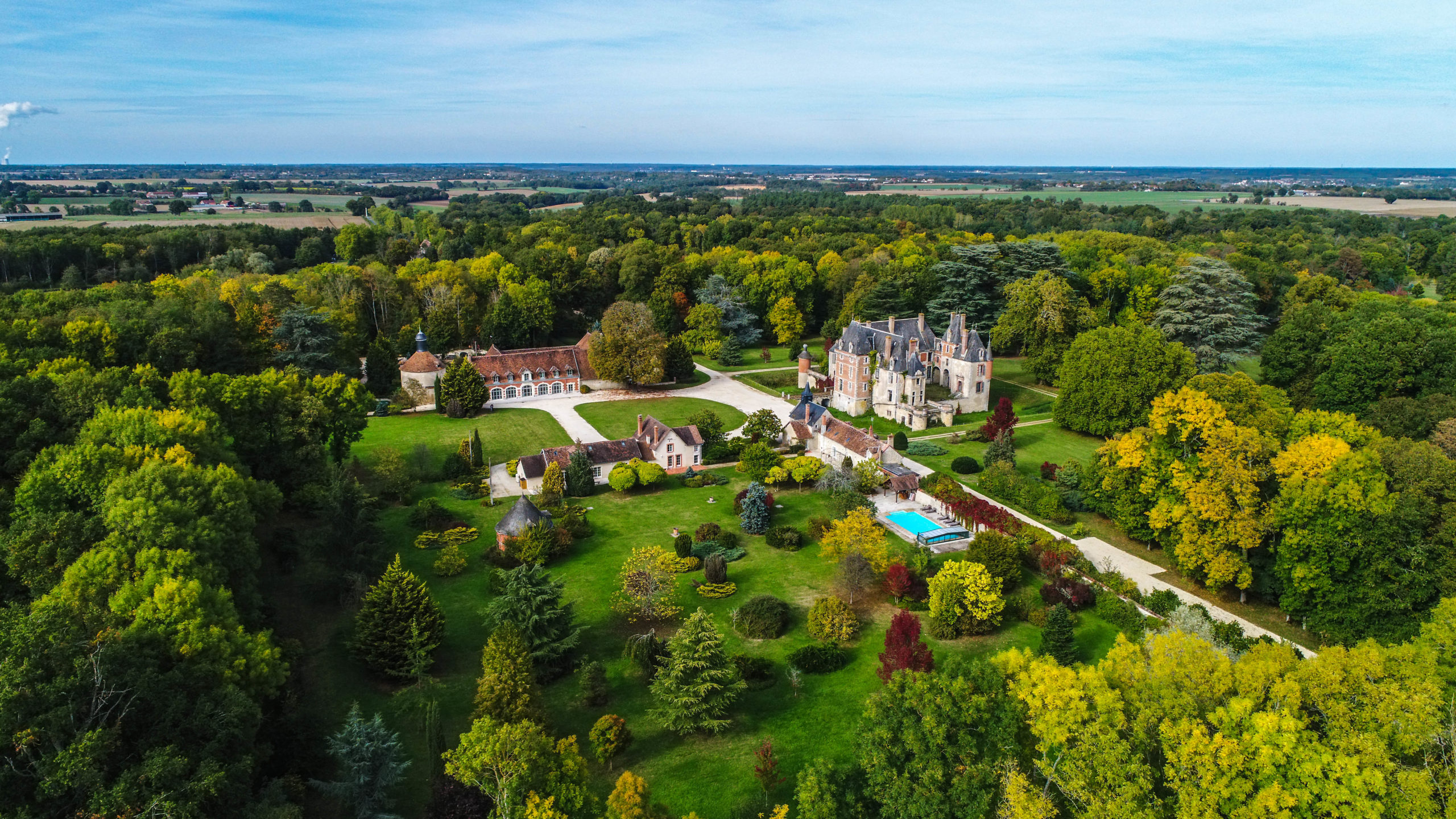 Le château de Courcelles Le Roy Châteaux Expériences