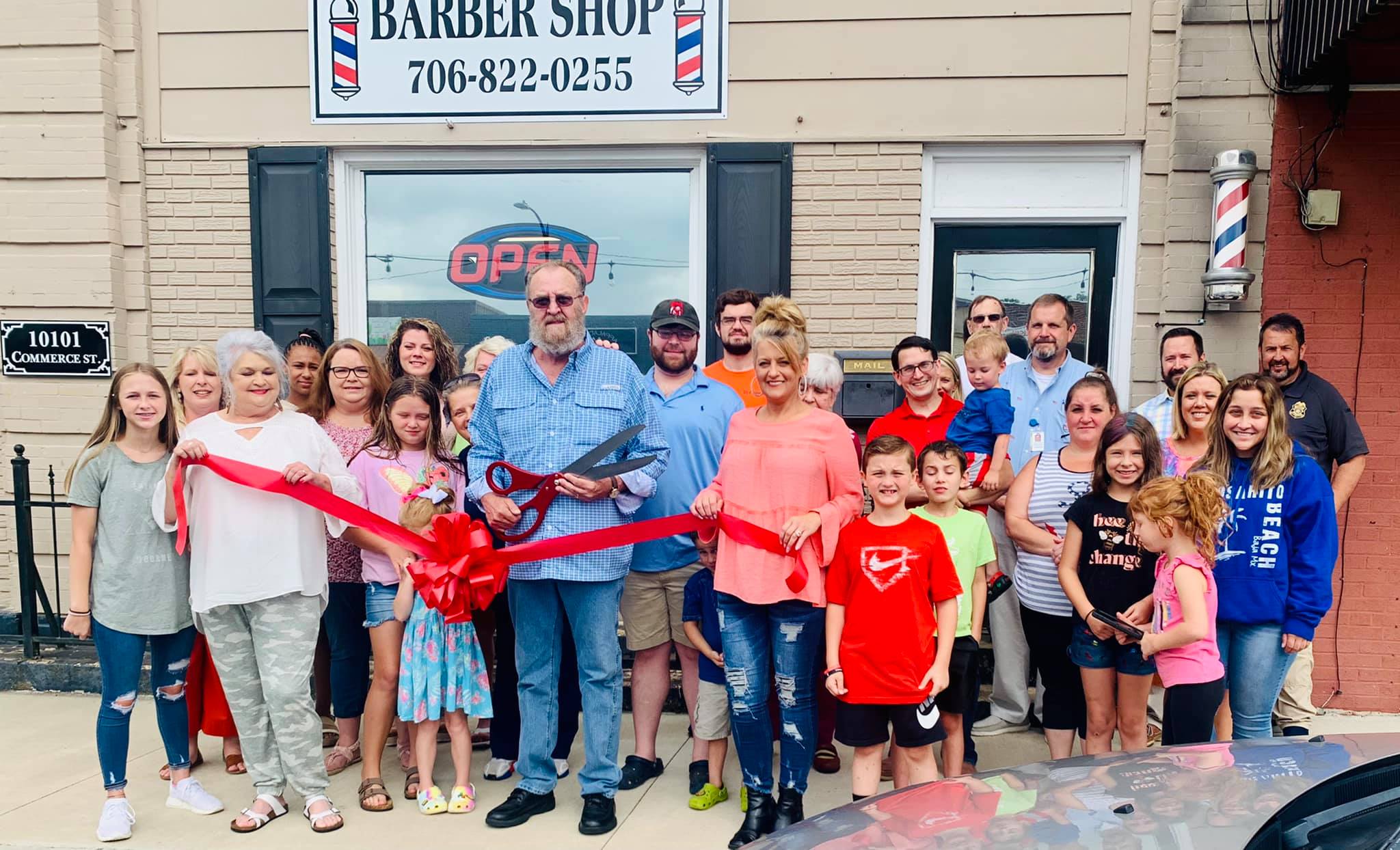 New Barber Shop On Commerce Street AM 1180 Radio