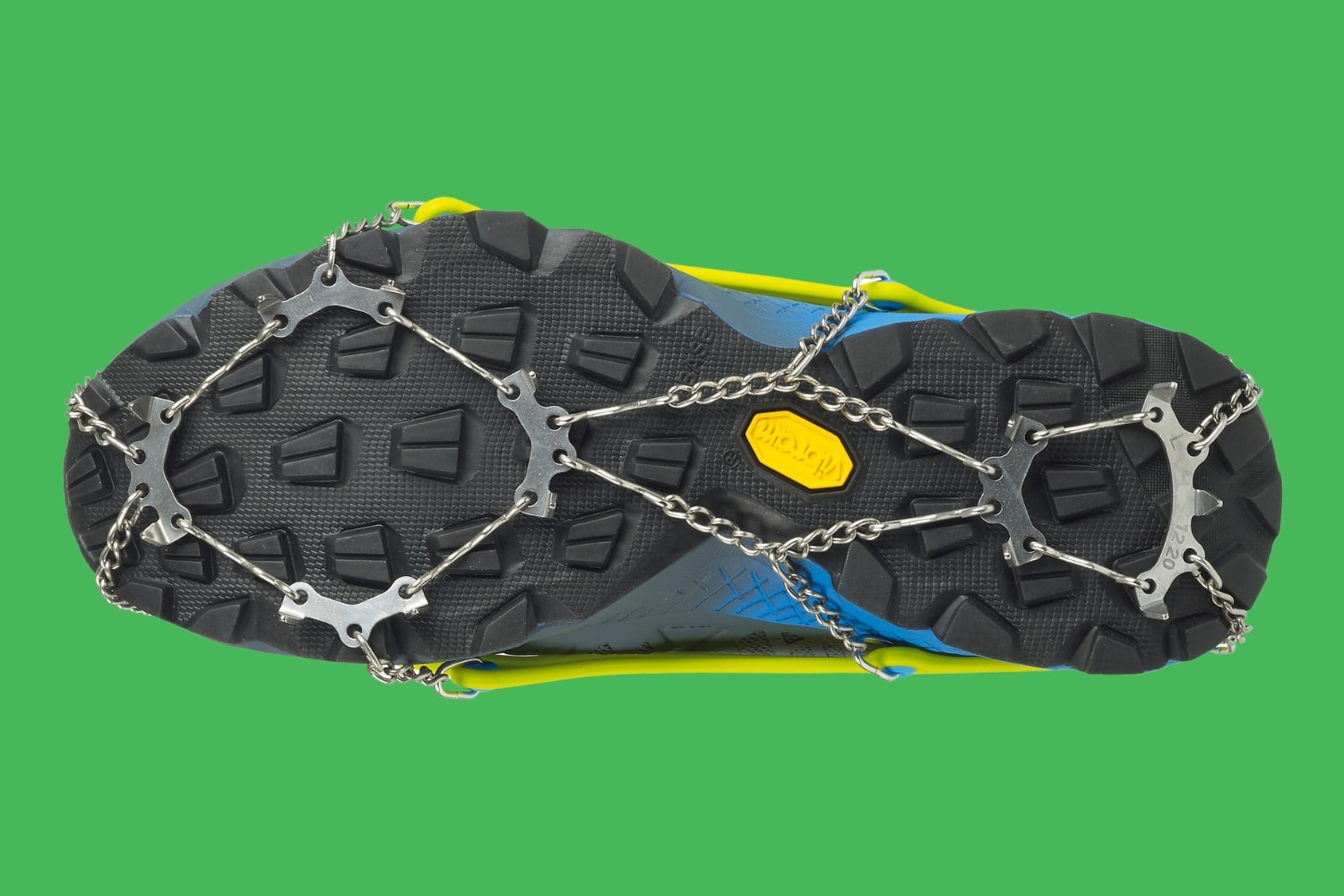 Les 3 meilleurs crampons trail (guide complet 2024)