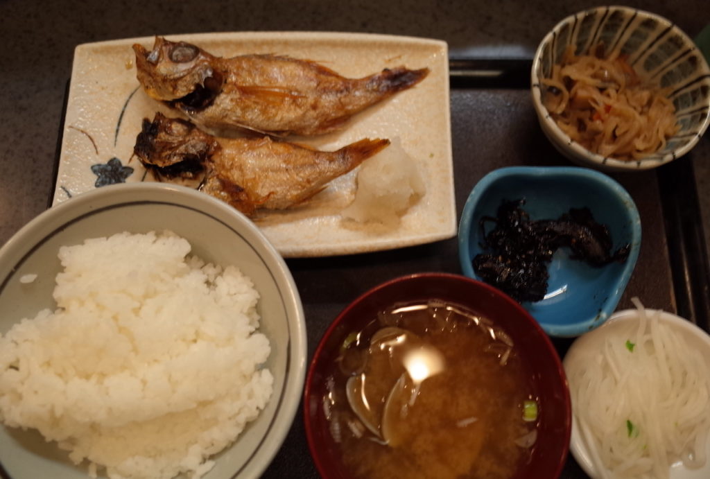 渋谷で魚ランチ。刺身がおすすめ。魚料理 のじまさんはコスパ抜群！