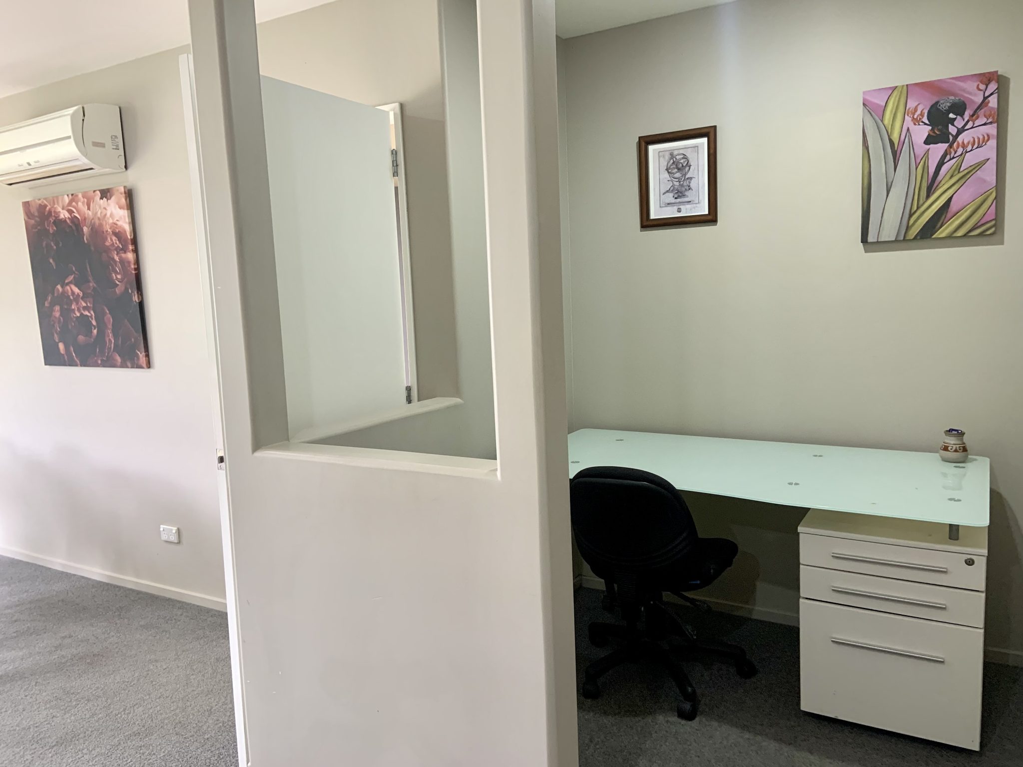 Halswell, 4 bedrooms Christchurch Rentals