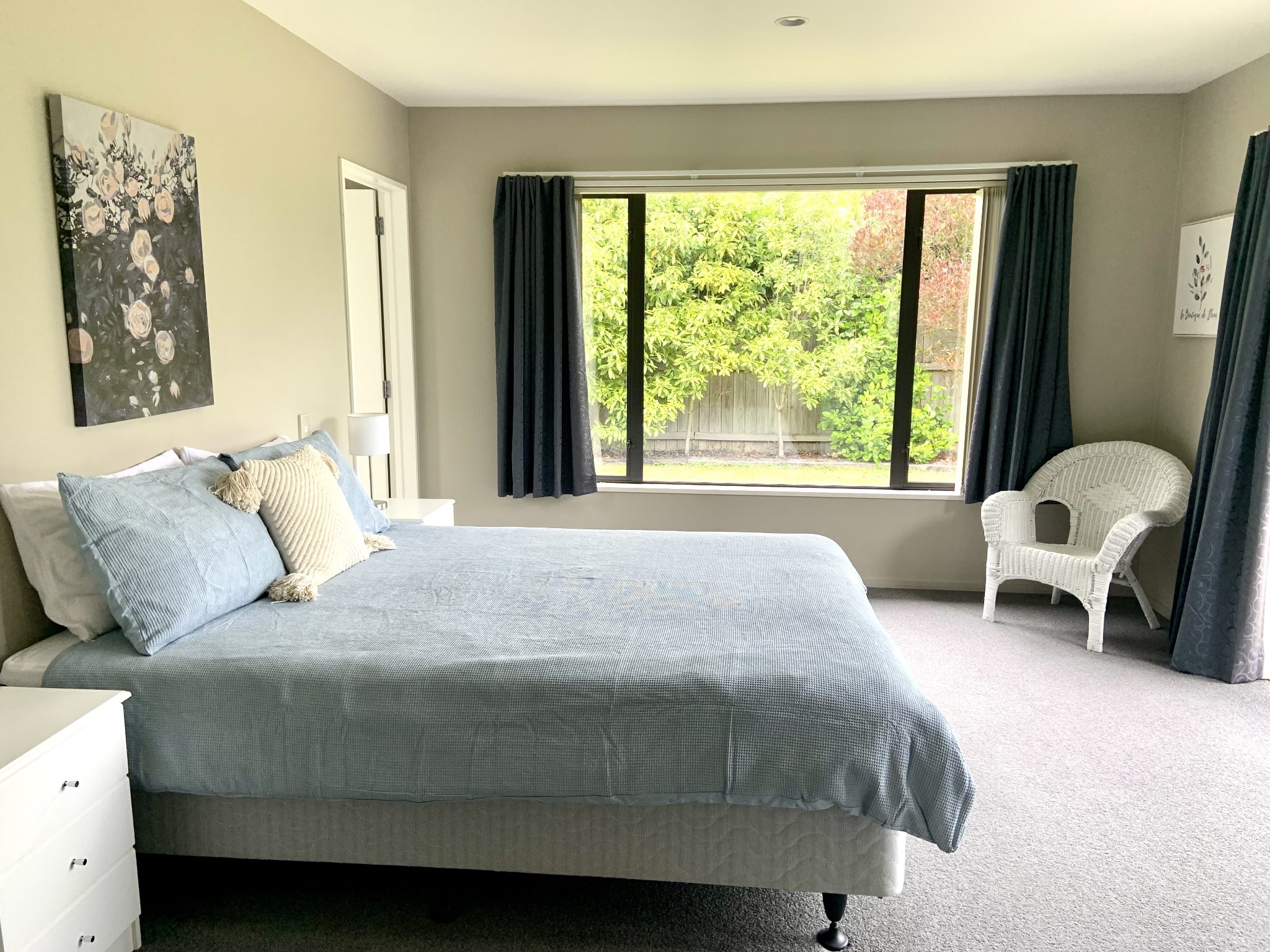 Halswell, 4 bedrooms Christchurch Rentals