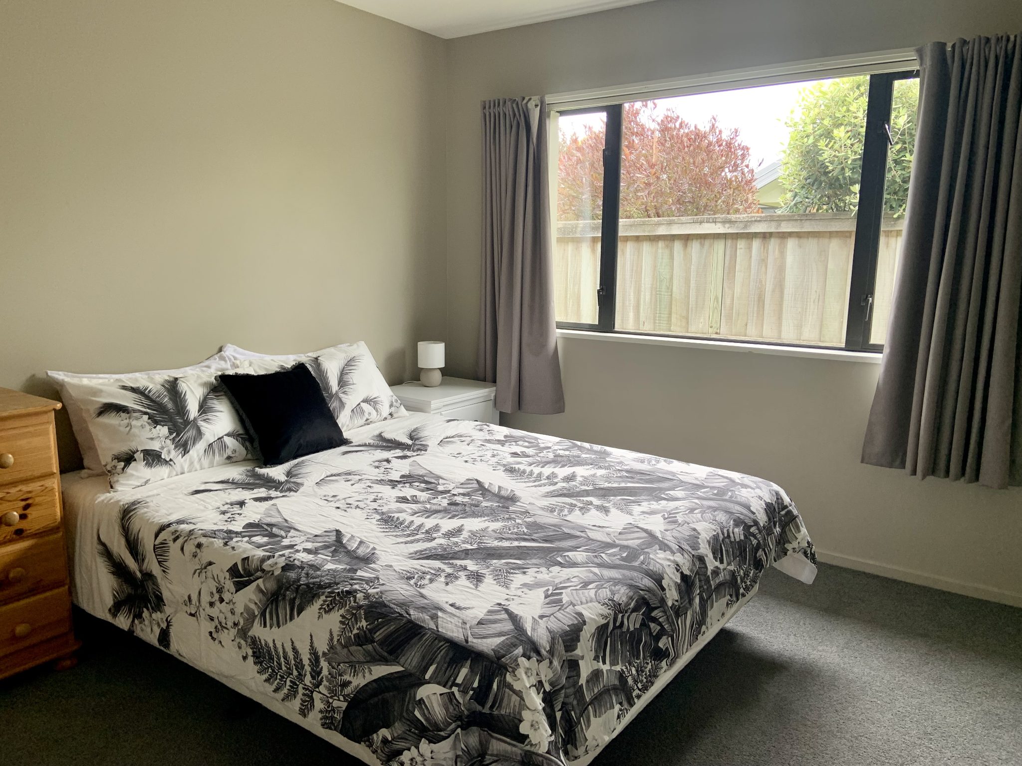 Halswell, 4 bedrooms Christchurch Rentals
