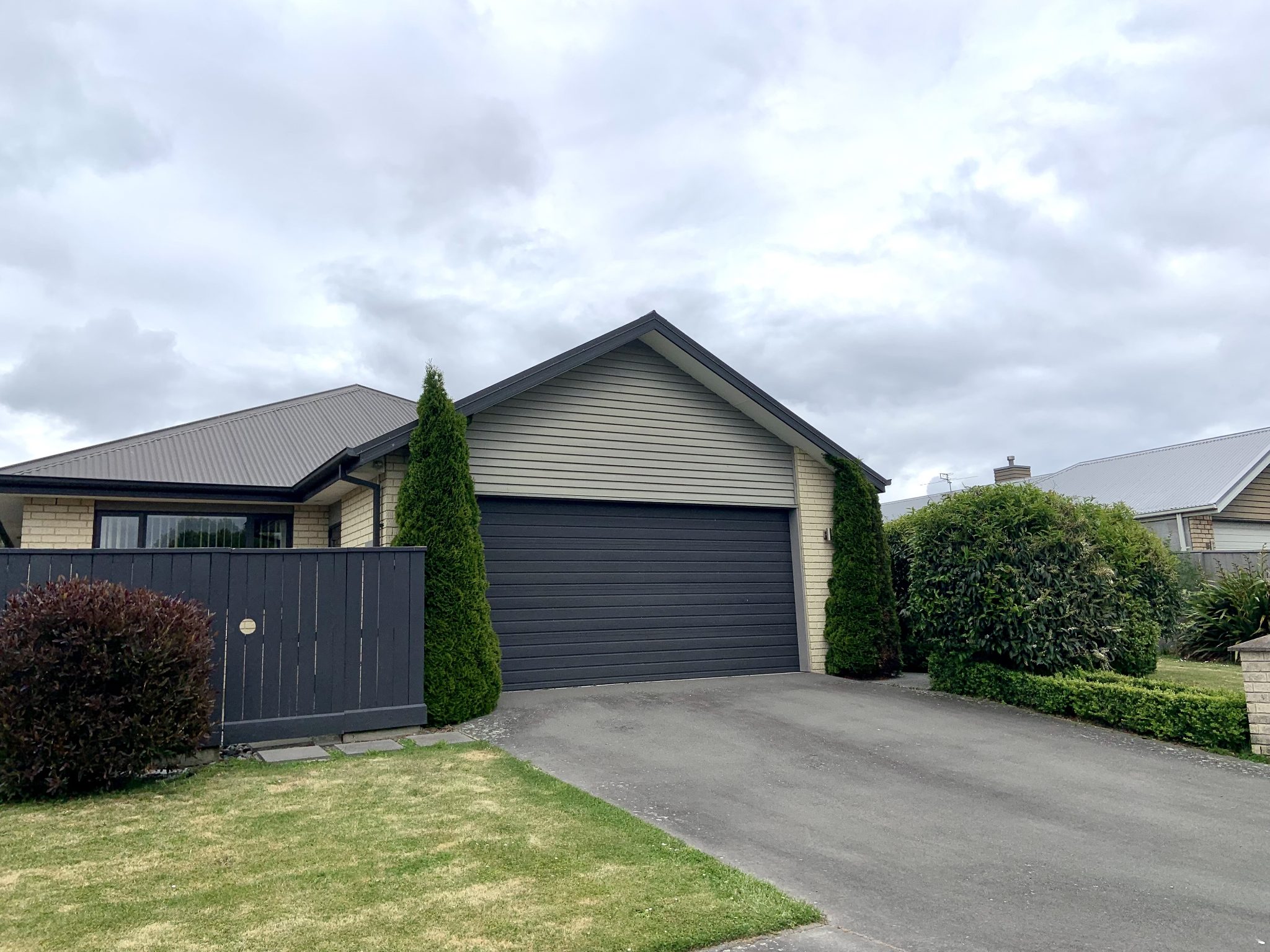 Halswell, 4 bedrooms Christchurch Rentals