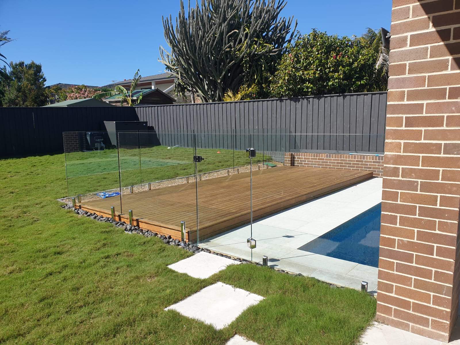 Cheapest Pool Fencing
