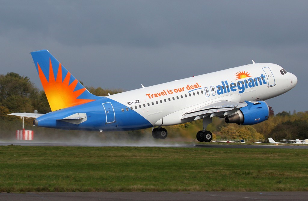 The Best and Worst United States Airlines [2023]