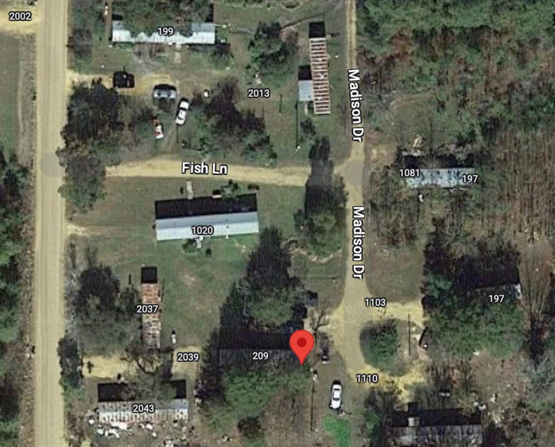 Property for Sale off Dirt Road! Country Area Property for Sale off