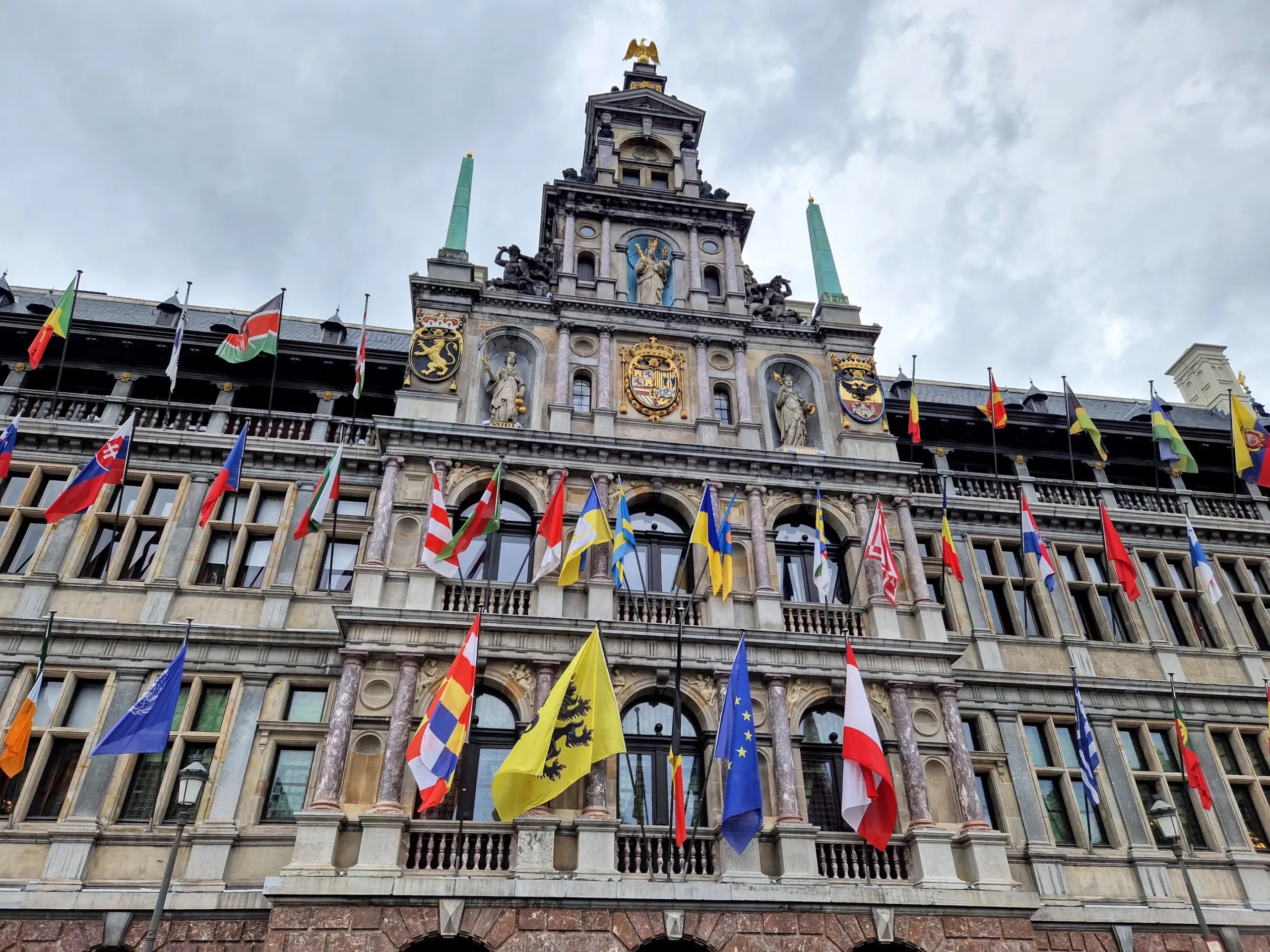 Antwerp Town Hall CheckinAway