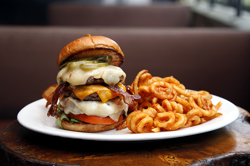 Say Cheese(burger)! Check, Please! WTTW