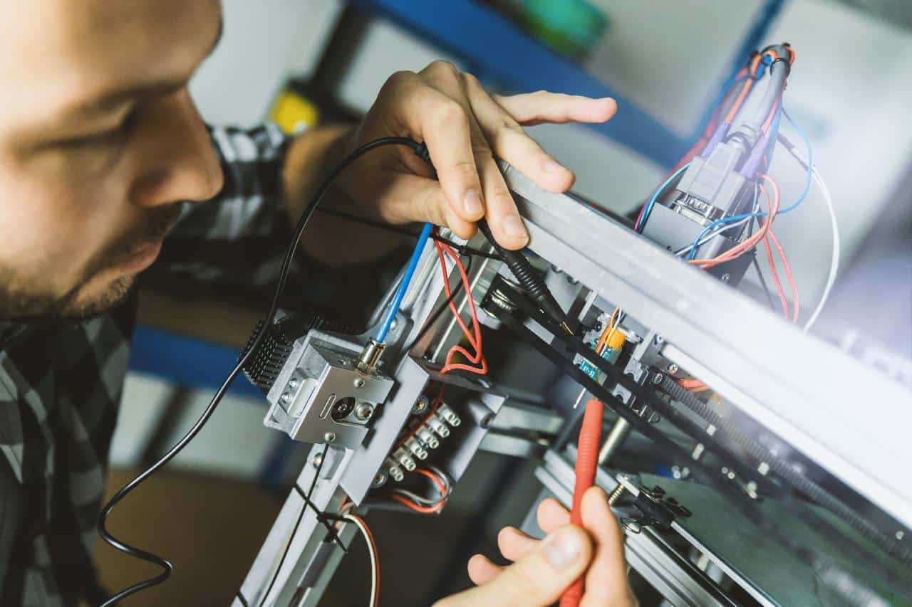 17 Different Types of Jobs for Electrical Engineers (Career