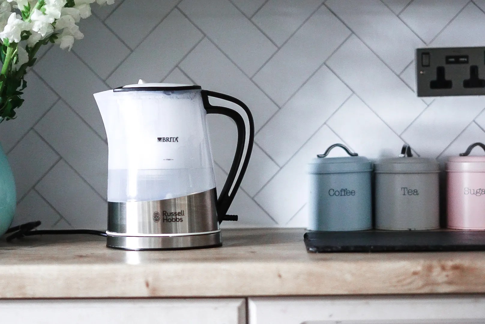 Russell Hobbs Kettles Types, Features & Benefits